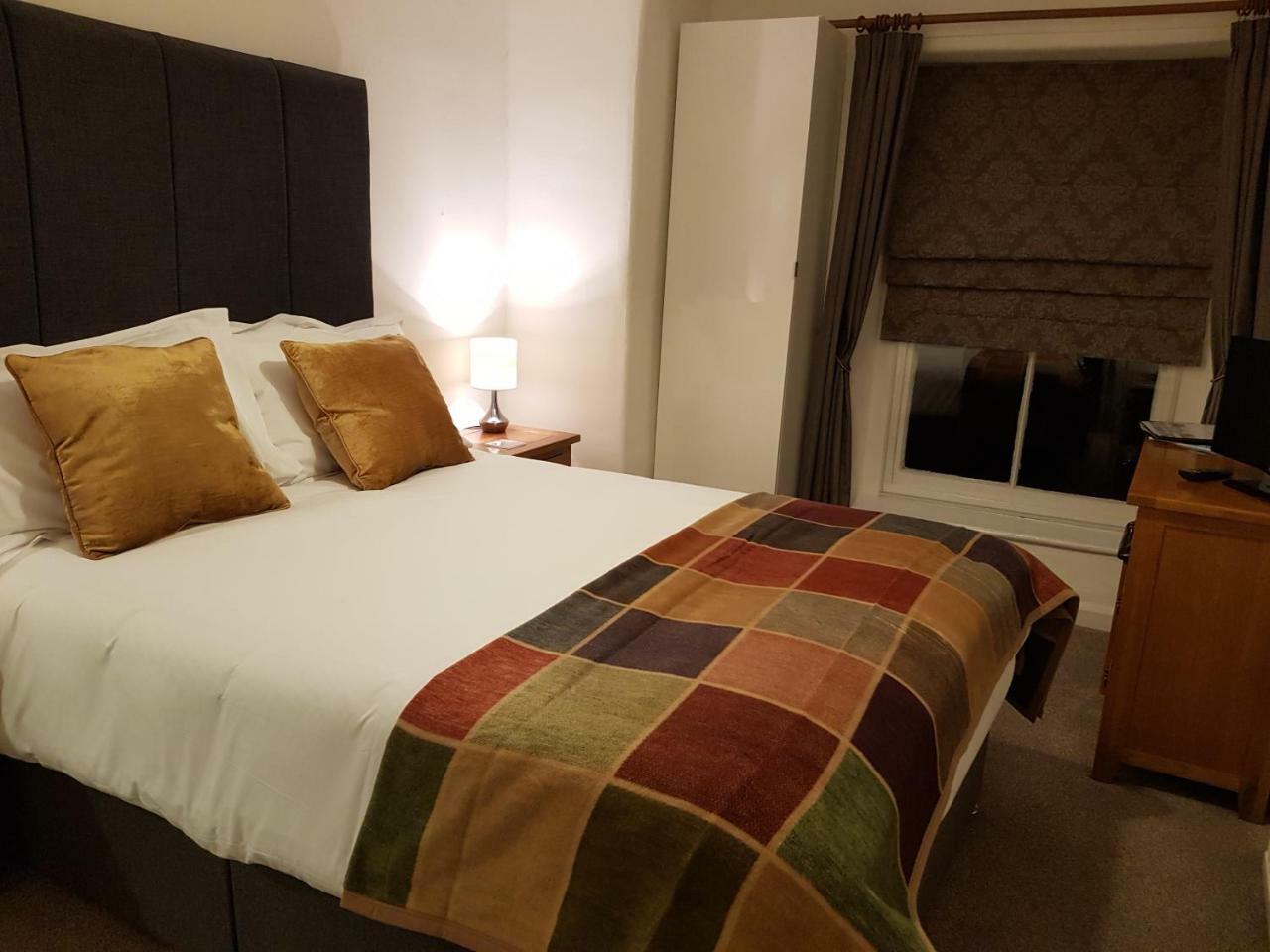 Ty Helyg Guest House 브레컨 외부 사진