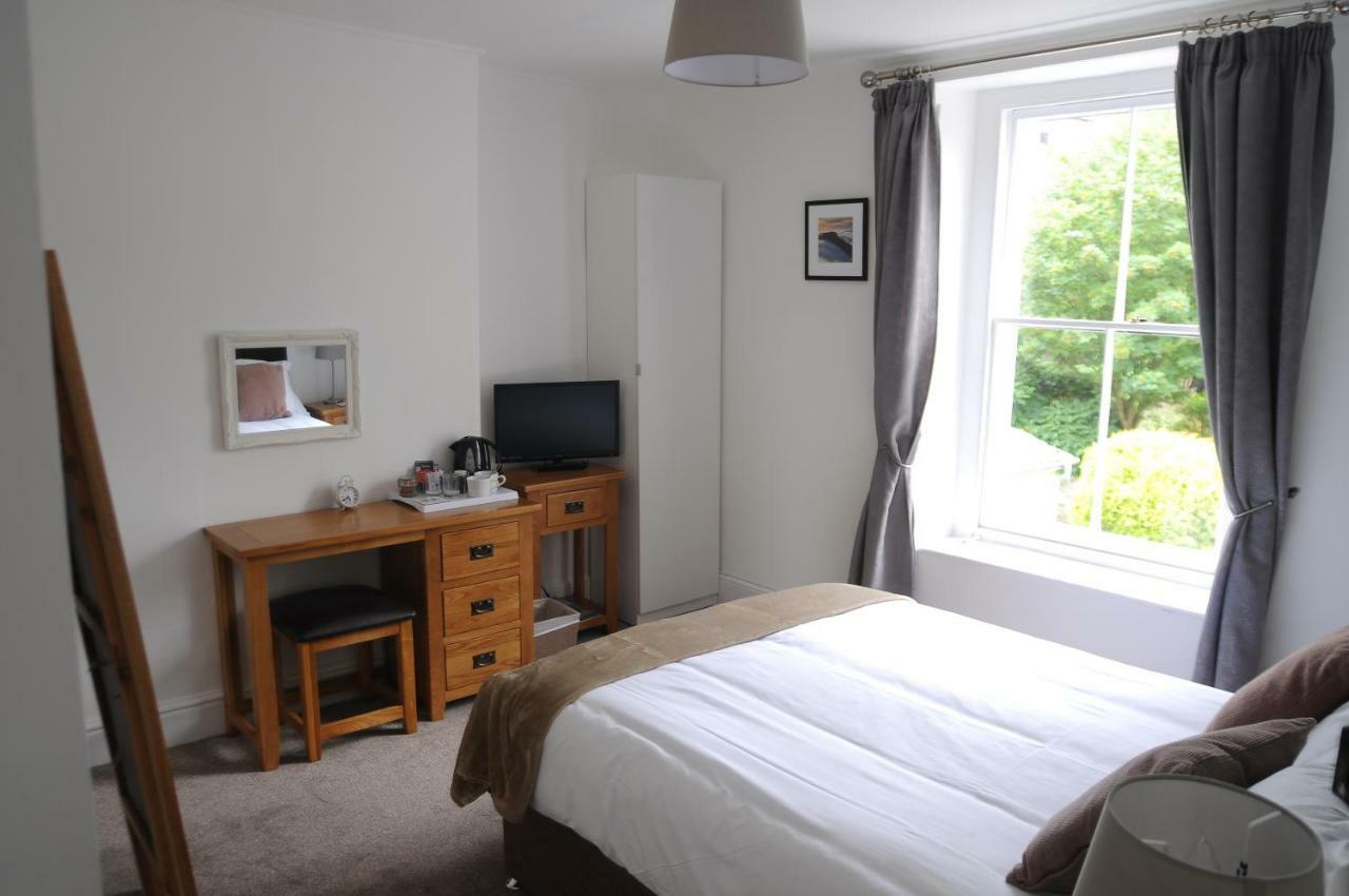 Ty Helyg Guest House 브레컨 외부 사진